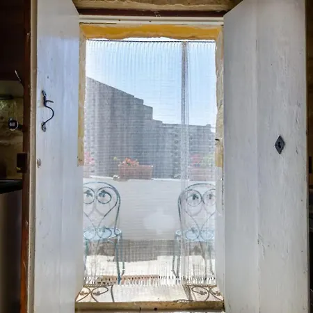 Cosy Hideaways In Traditional Maltese House Pensionat 4*