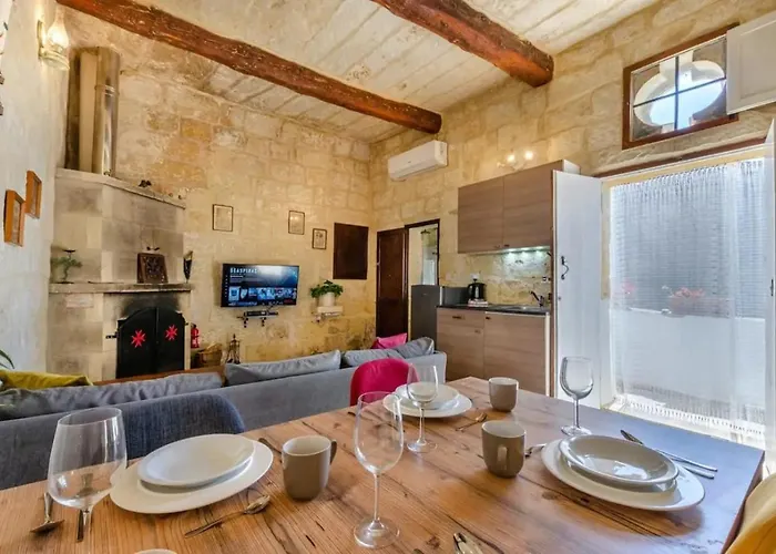 Cosy Hideaways In Traditional Maltese House Gasthof 4*