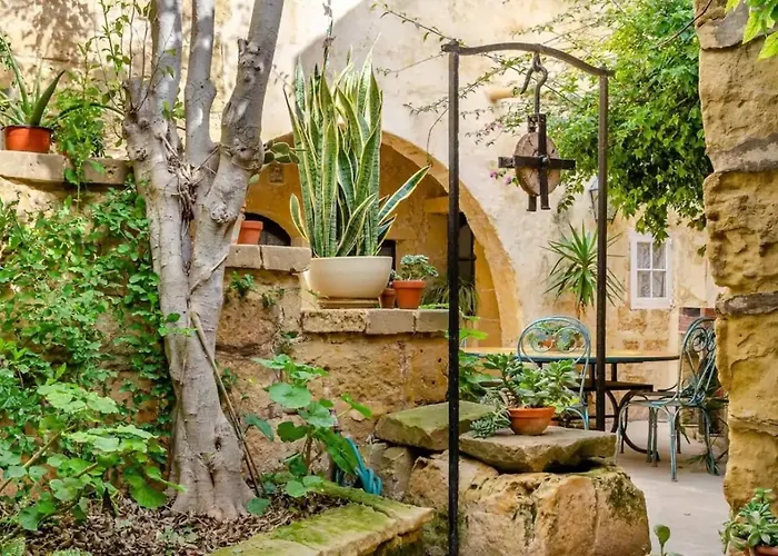 Gasthof Cosy Hideaways In Traditional Maltese House Xewkija