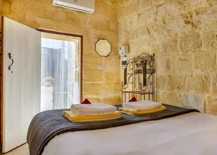 Gasthof Cosy Hideaways In Traditional Maltese House 4*