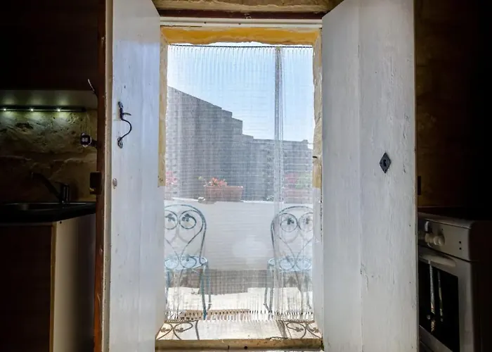 Cosy Hideaways In Traditional Maltese House Gasthof 4*