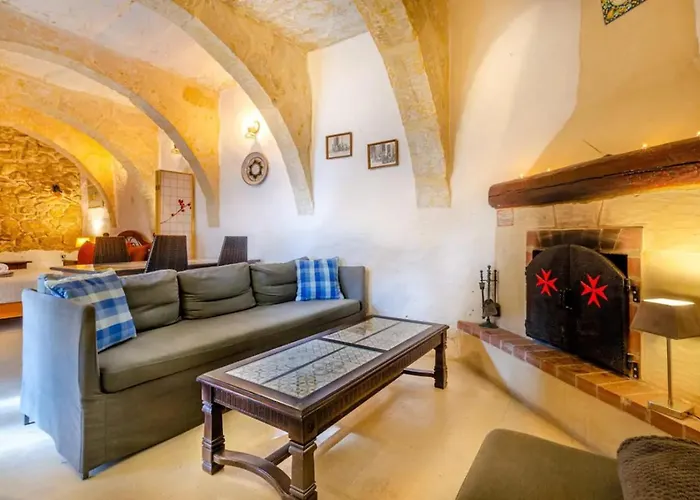 Cosy Hideaways In Traditional Maltese House Gasthof Xewkija